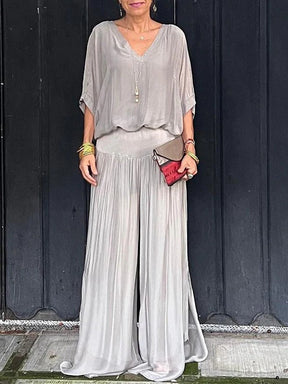 Elegante conjunto de duas peças com calça pantalona em chiffon
