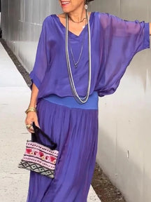 Elegante conjunto de duas peças com calça pantalona em chiffon