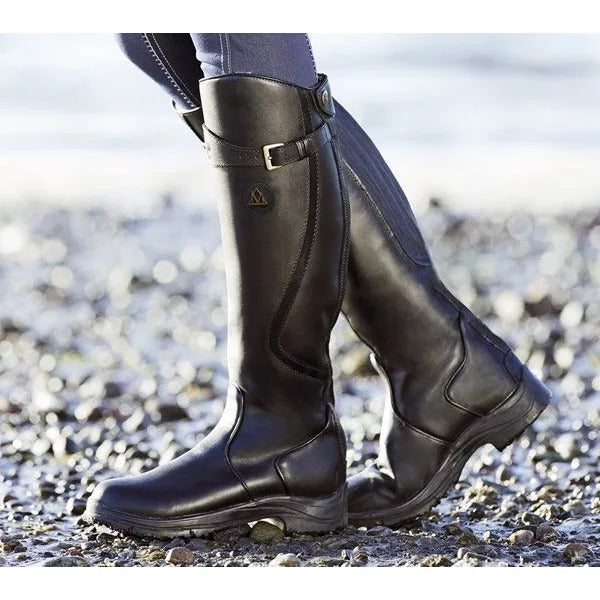 Waterproof boots for women