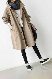 Trench Coat Impermeável com Capuz