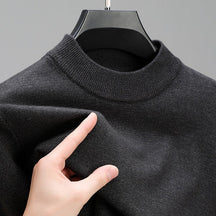 Suéter masculino de cashmere de alta qualidade com bainha elegante