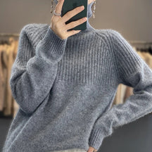 Women's Cashmere Sweater Turtleneck