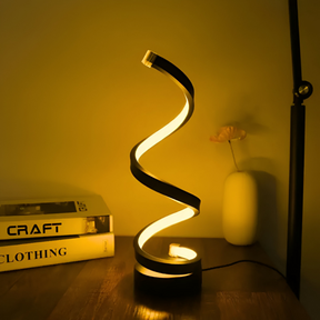 Luminária de Mesa LED Moderna com Garra Ajustável