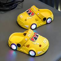 Chinelo Infantil de Carrinho com Luz Divertido | Calçado para Uso Interno