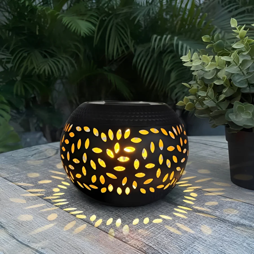 Decorative Solar Garden Light – Metal Outdoor Lamp