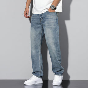 Calça Jeans Masculina de Corte Reto Lavada | Moda Casual