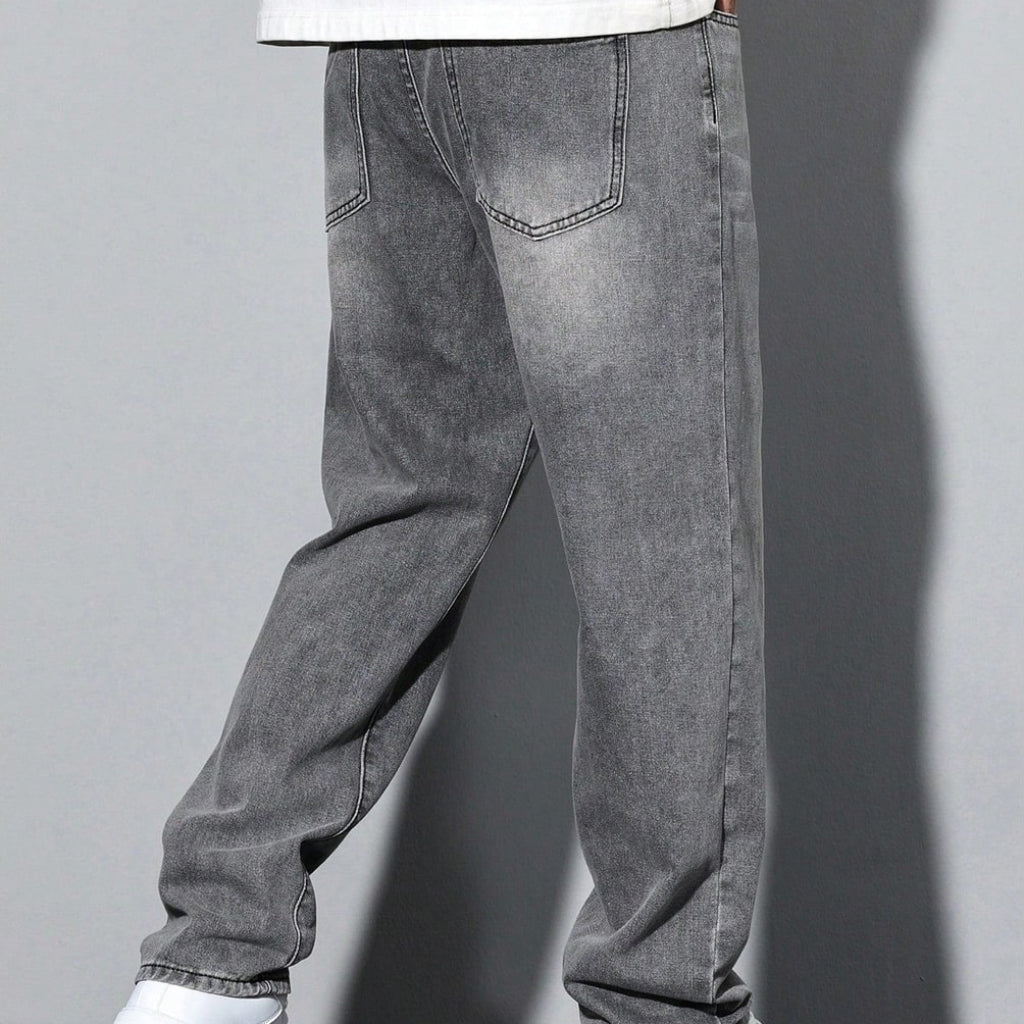Calça Jeans Masculina de Corte Reto Lavada | Moda Casual
