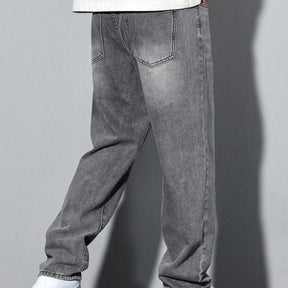 Calça Jeans Masculina de Corte Reto Lavada | Moda Casual