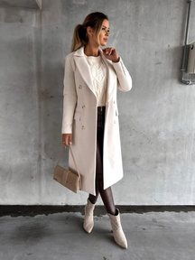 Casaco elegante com estilo atemporal