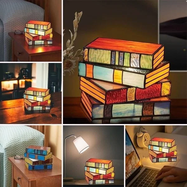 Luminária de livros