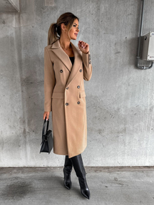 Casaco elegante com estilo atemporal