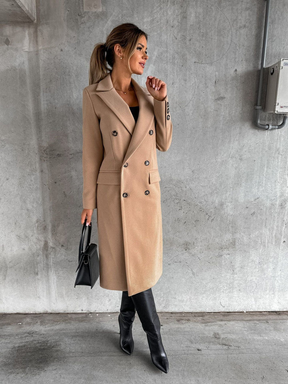 Casaco elegante com estilo atemporal