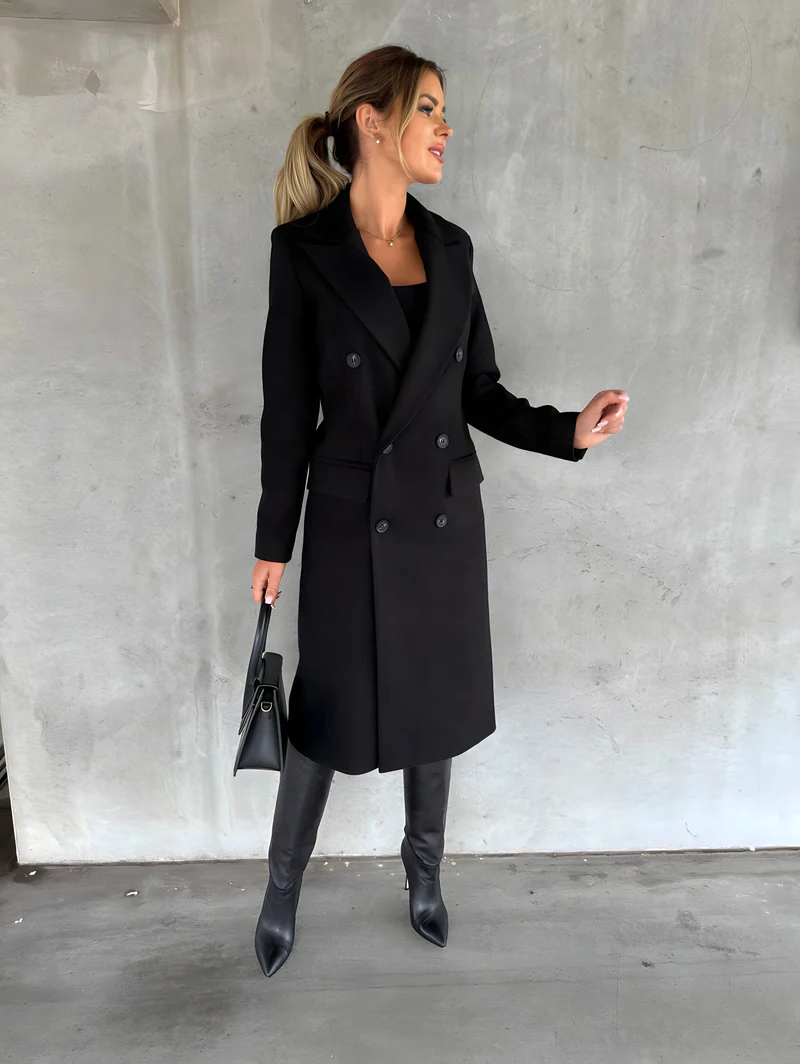 Casaco elegante com estilo atemporal