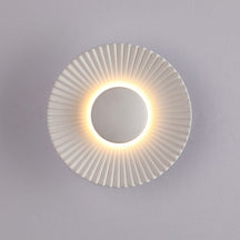 Hasna SunRay Wall Lamp | Modern Metallic Sun Design