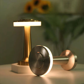 Luminária de Mesa Sem Fio em Metal LED Recarregável com Intensidade Regulável